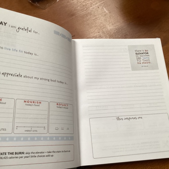 Fitspiration Guided Journal by C. R. Gibson - Picture 5 of 7